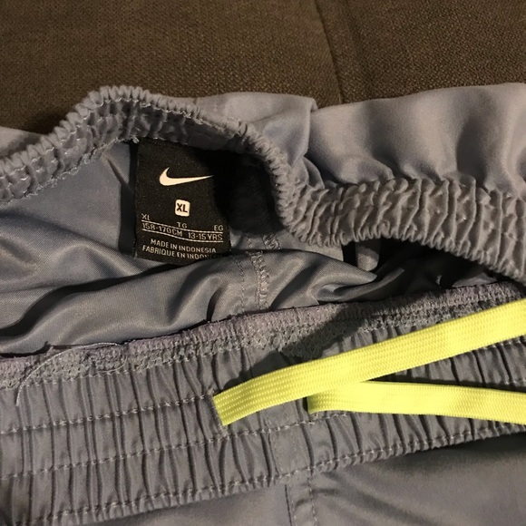 Kids Nike shorts - Picture 4 of 7